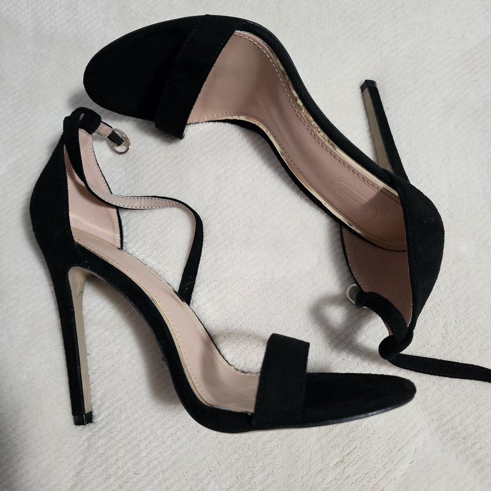 Fashion Nova Black Ankle Strap Heels - Picture 2 of 6